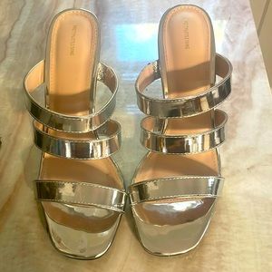 Says size 9, but I’m a size 8 and fits perfect